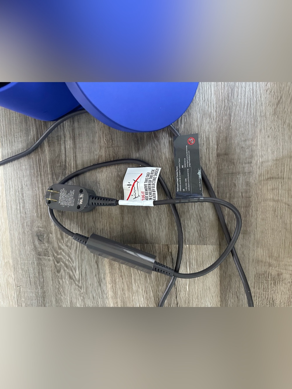 Dyson Airwrap Multistyler, like new - Picture 6 of 6